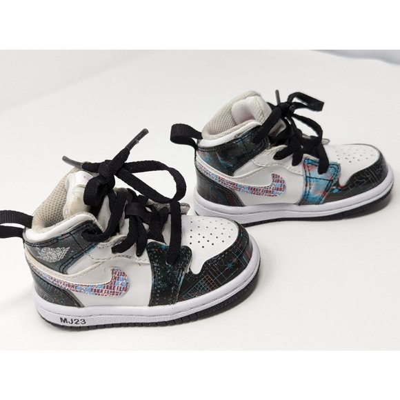 AIR JORDAN 1 MID SE TD 'TAKE FLIGHT' Size 5C - Picture 2 of 9